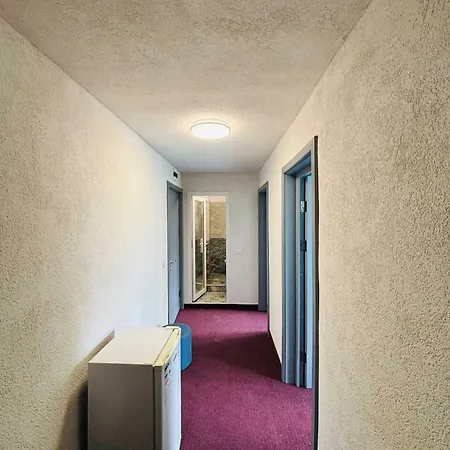 Almaris 南埃福列