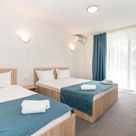 Hotel Excelsior 2*