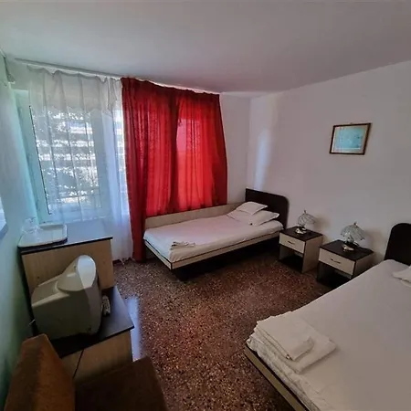 Excelsior Hotel