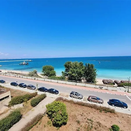 Almaris