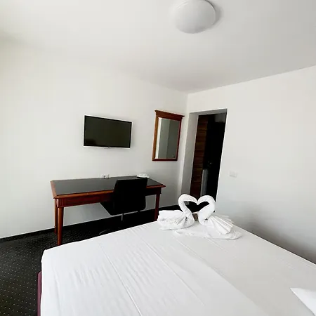 Excelsior Hotel