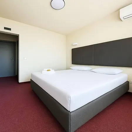 Hotel Almaris